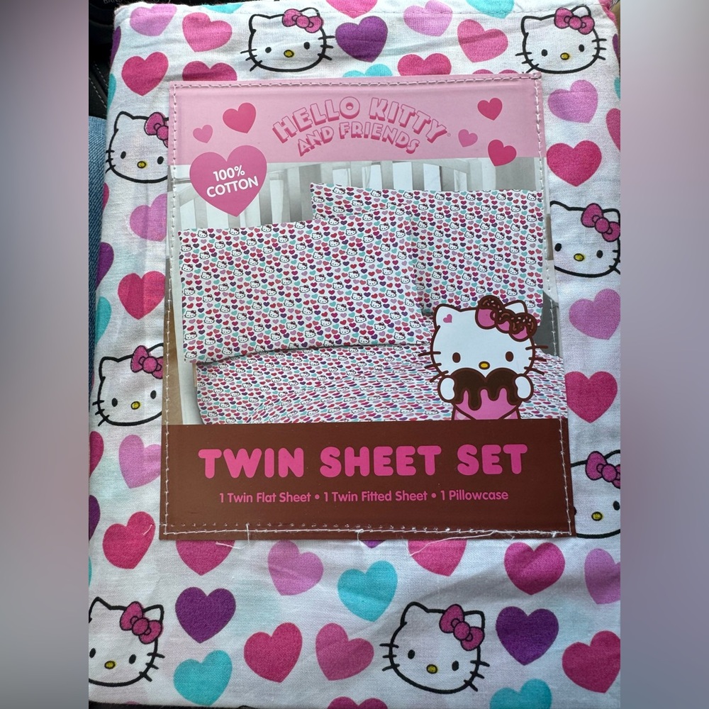 New Sanrio Hello Kitty Valentines hearts Sheet Set TWIN 100% Cotton